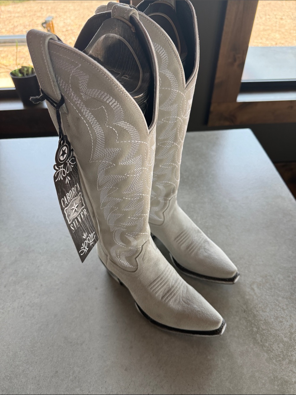 Women's Gray Suede Western Cowboy Boots - Picture 4 of 8